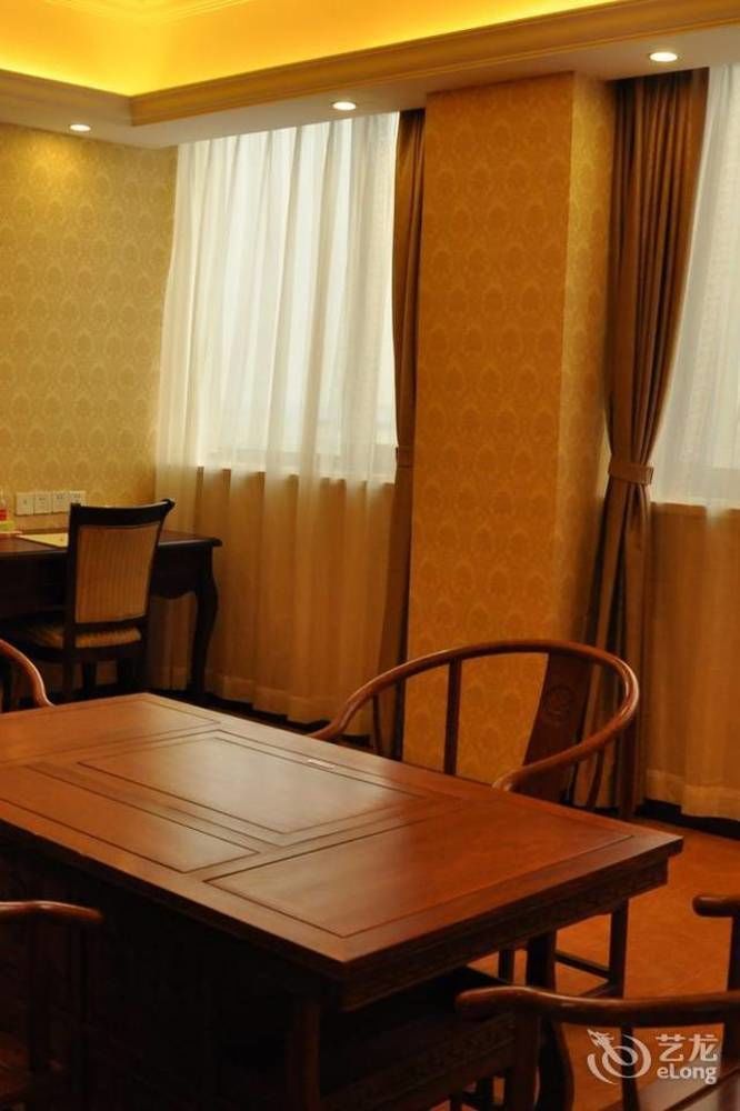 Vienna Hotel Sh Fengxian Nanqiao Jinhai Road Shanghái Exterior foto